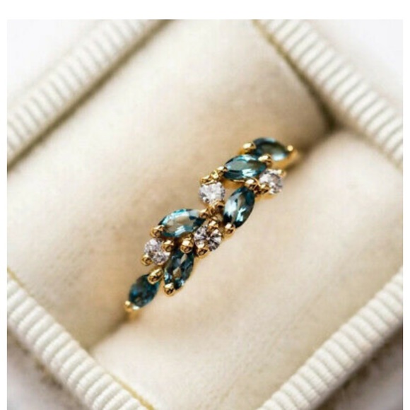 New 18k gold plated 💍 diamond ring - Picture 4 of 6